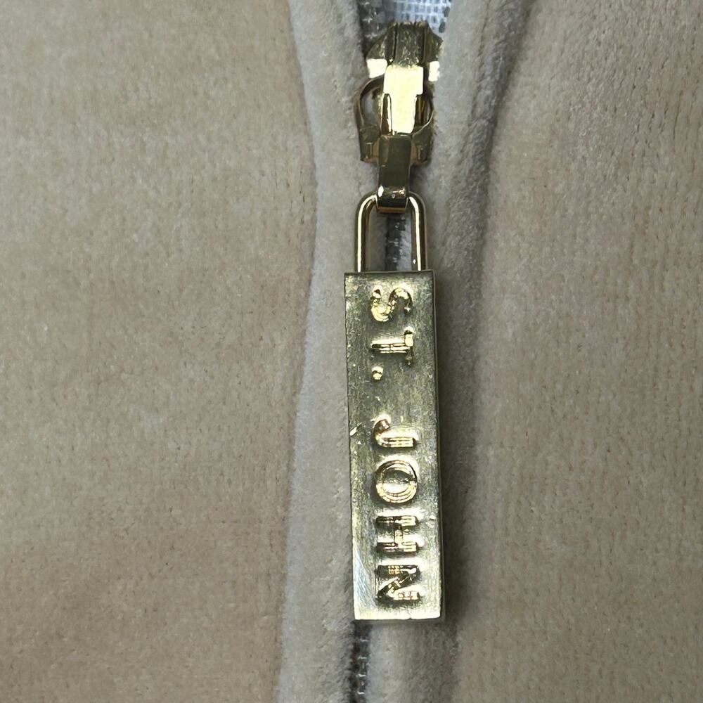 St. John Sport VTG beige gold velour full zip hooded lounger jacket size XL - Picture 2 of 14
